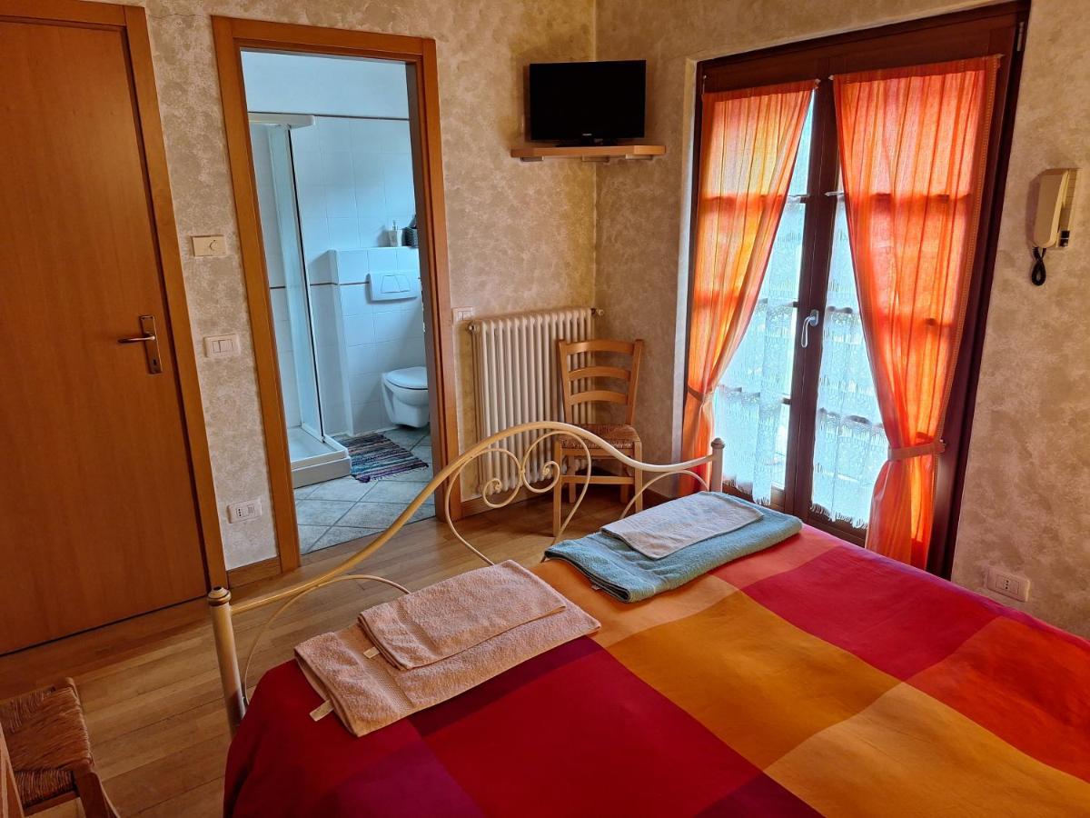 Bauernhof La Ca' Vegia San Cassiano (Sondrio)